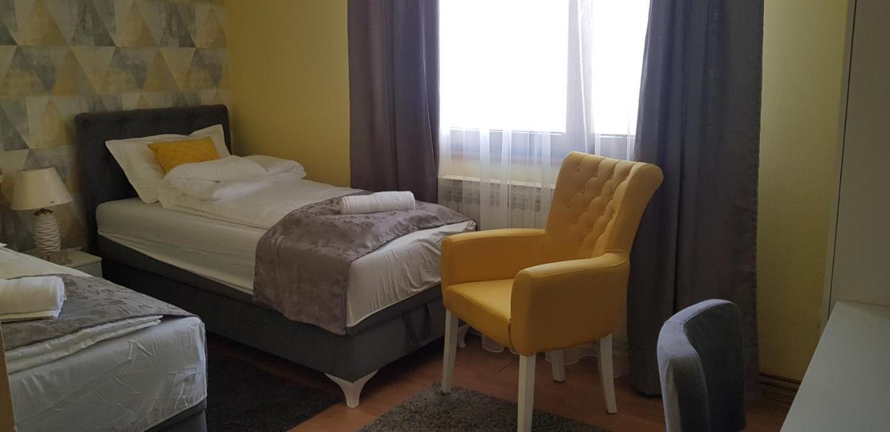Apartman Lara Foca Exterior photo